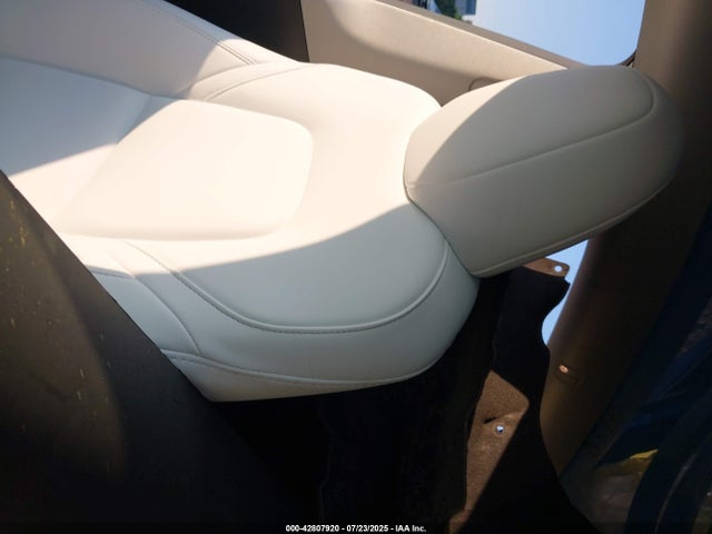 7SAYGDEE5SF261108 Tesla Model Y