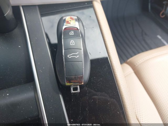 2024 PORSCHE MACAN WP1AA2A51RLB07995 Photo 10