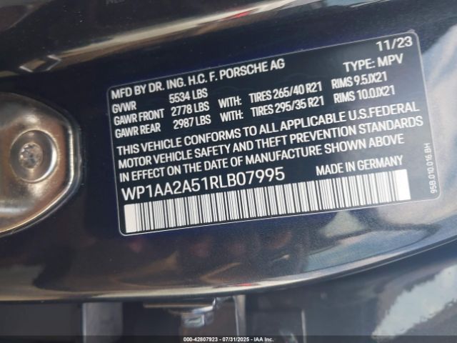 2024 PORSCHE MACAN WP1AA2A51RLB07995 Photo 8