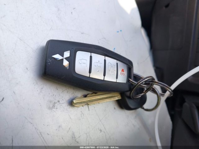 2023 MITSUBISHI OUTLANDER JA4J4UA87PZ012019 Photo 10