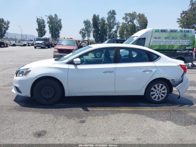 3N1AB7AP0HY215479 Nissan 2017