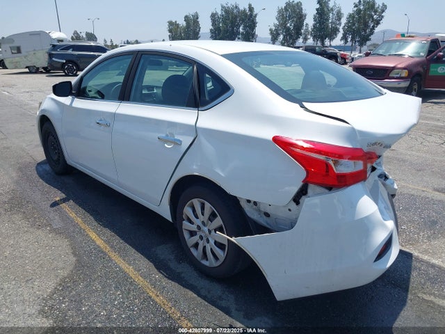 3N1AB7AP0HY215479 Nissan 2017