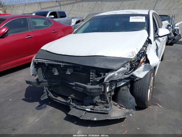 Hyundai Sonata 2017 5NPE24AF4HH558183 Image 13