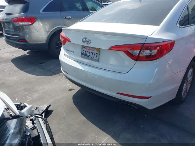 Hyundai Sonata 2017 5NPE24AF4HH558183 Image 17