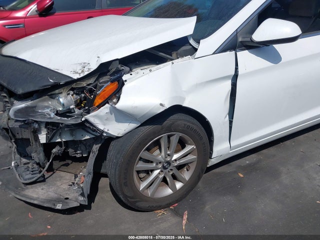Hyundai Sonata 2017 5NPE24AF4HH558183 Image 19