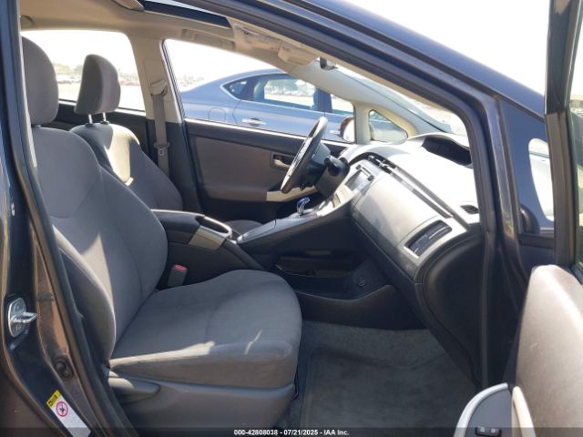 2014 TOYOTA PRIUS JTDKN3DU5E1735809 Photo 4