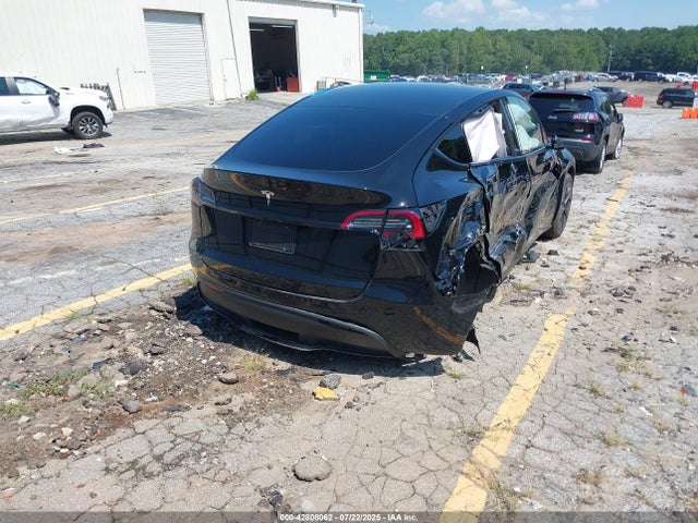 2024 TESLA MODEL Y 7SAYGDED4RA332118 Photo 3