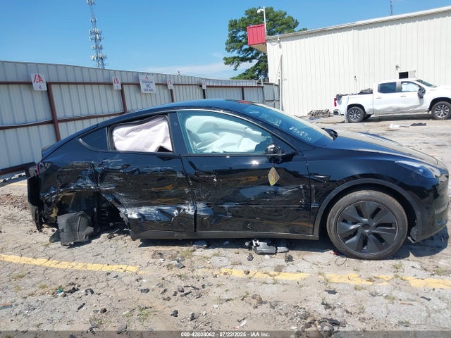 2024 TESLA MODEL Y 7SAYGDED4RA332118 Photo 5
