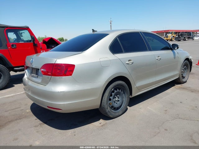 3VWD17AJ9EM263409 Volkswagen Jetta