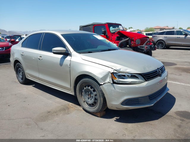 3VWD17AJ9EM263409 Volkswagen Jetta