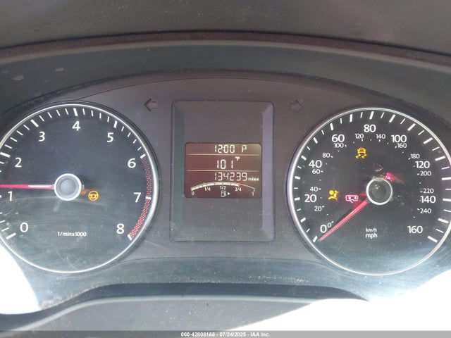 3VWD17AJ9EM263409 Volkswagen Jetta