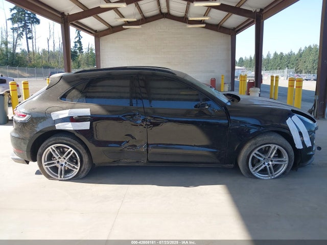 Porsche 2019 2019 WP1AA2A58KLB02282 Image 13