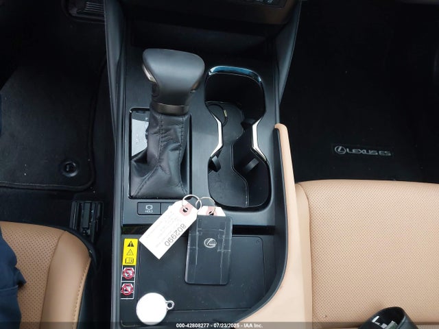 58ADA1C15SU059053 Lexus a25a-fxs