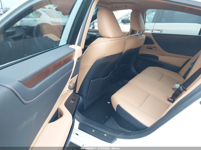58ADA1C15SU059053 Lexus a25a-fxs