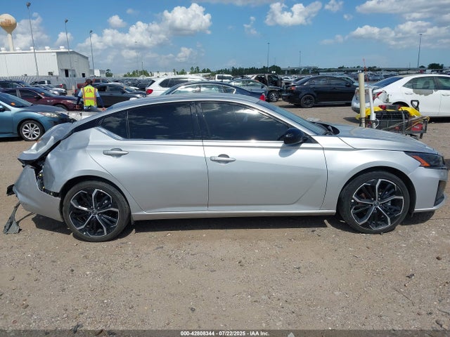 Nissan 2024 2024 1N4BL4CV2RN391463 Image 12