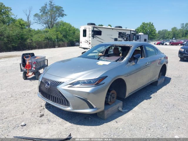 2019 LEXUS ES 300H JTHB21B11K2042097 Photo 1