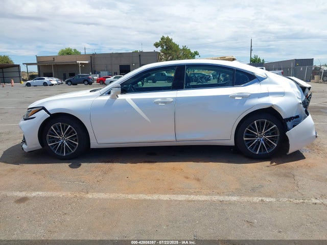 58ADA1C10SU065116 Lexus a25a-fxs