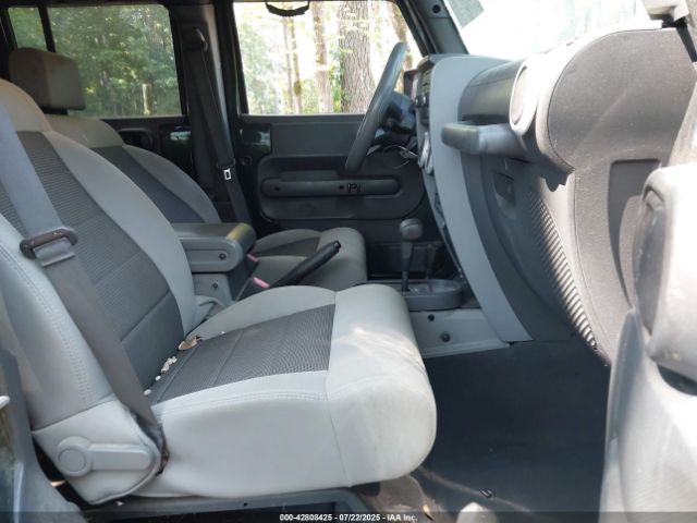 2010 JEEP WRANGLER UNLIMITED 1J4BA5H17AL187277 Photo 4