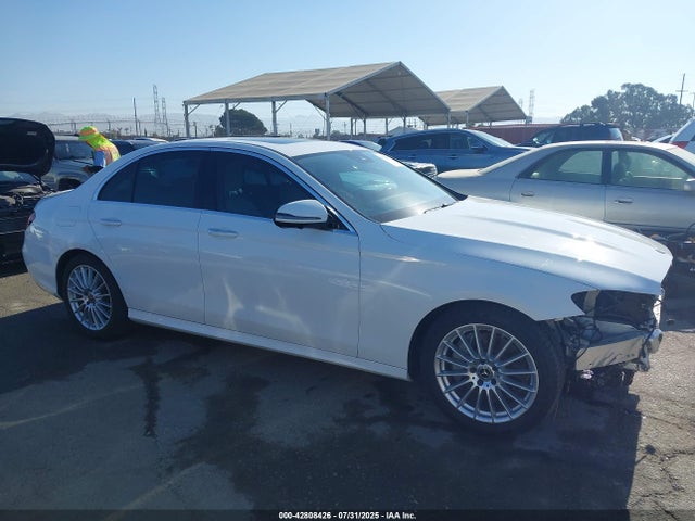 W1KZF8DB8MA921551 Mercedes-Benz m264