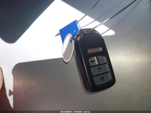 1HGCV3F28NA025384 Honda lfb2