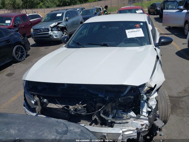 1HGCV3F28NA025384 Honda lfb2