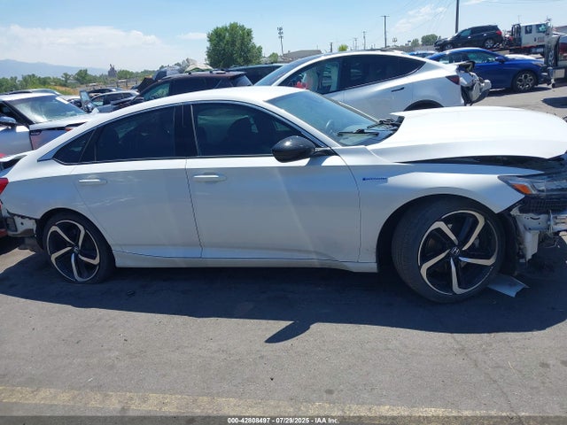 1HGCV3F28NA025384 Honda lfb2
