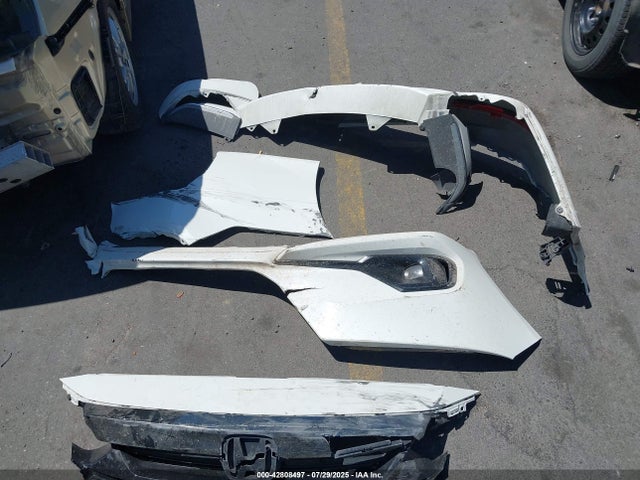 1HGCV3F28NA025384 Honda lfb2