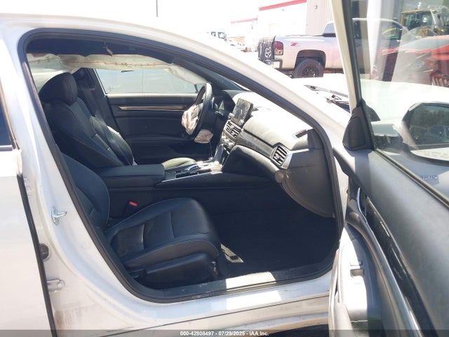 1HGCV3F28NA025384 Honda lfb2