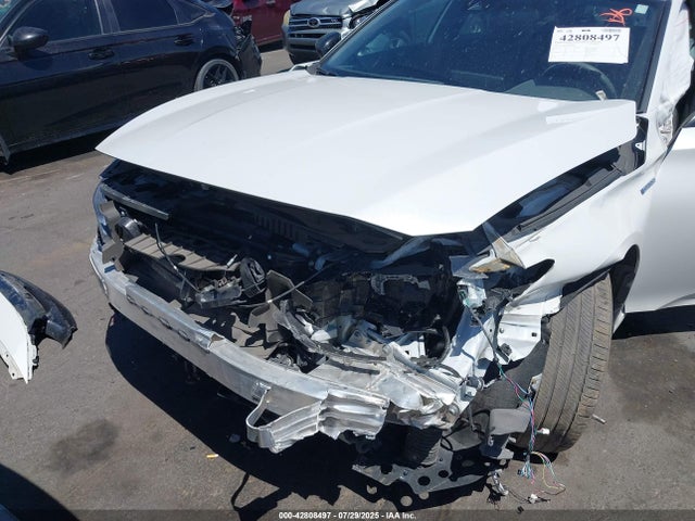 1HGCV3F28NA025384 Honda lfb2