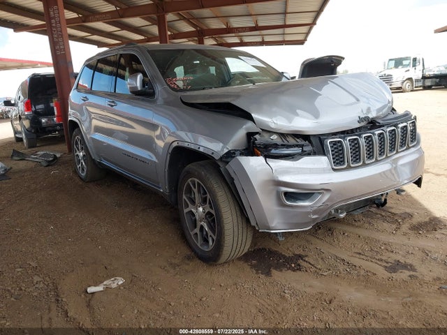 1C4RJEBGXJC275547 Jeep Grand Cherokee
