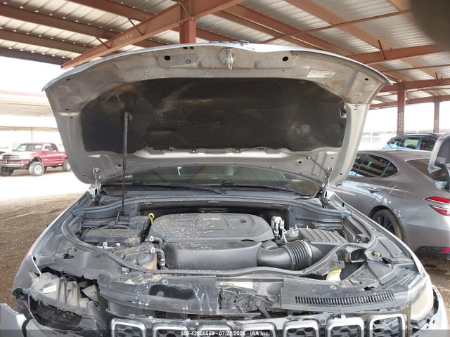 1C4RJEBGXJC275547 Jeep Grand Cherokee