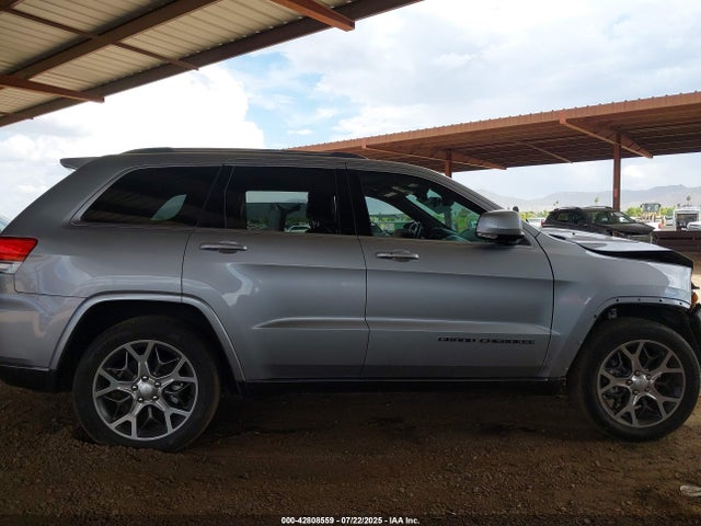 1C4RJEBGXJC275547 Jeep Grand Cherokee