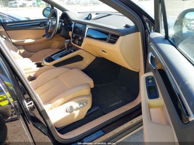 2022 PORSCHE MACAN WP1AA2A53NLB06518 Photo 4