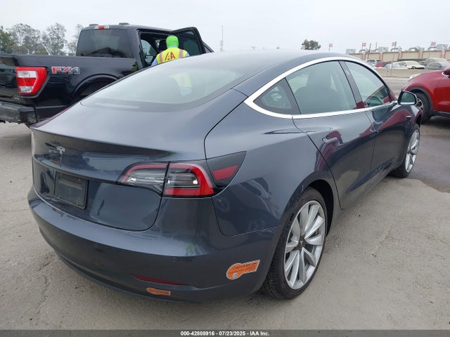 Tesla 2019 2019 5YJ3E1EA9KF447310 Image 4