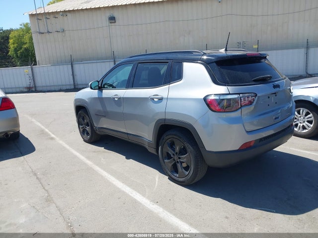 Jeep Compass 2020 3C4NJCBBXLT256785 Image 3