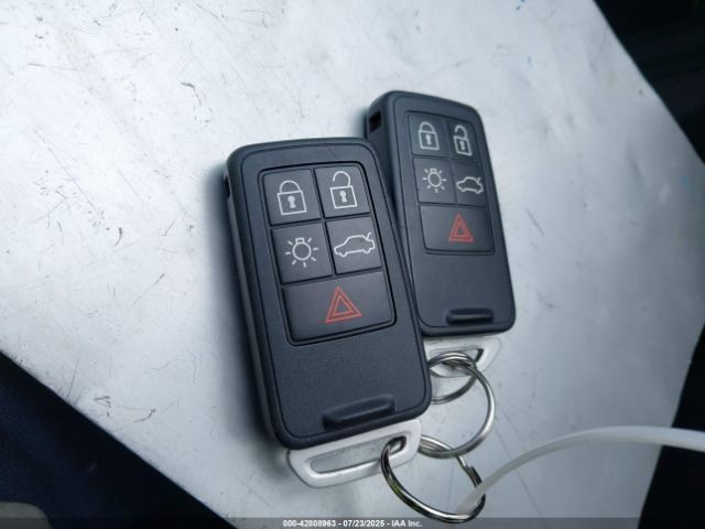 2017 VOLVO V60 YV140MEK2H1364875 Photo 10