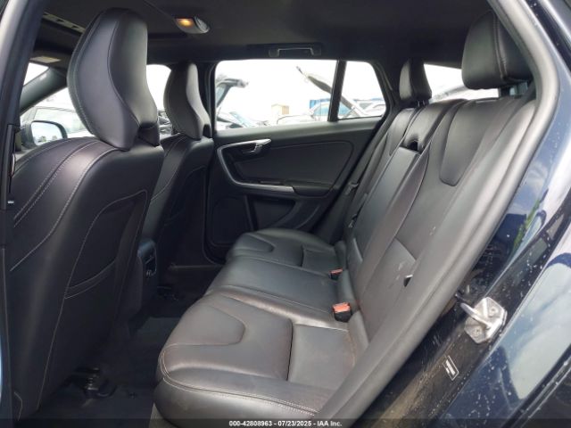 2017 VOLVO V60 YV140MEK2H1364875 Photo 7