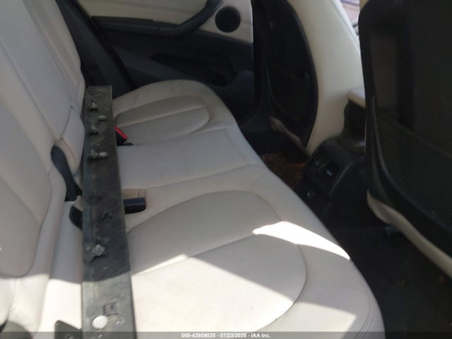 WBXHT3C33GP887745 BMW 2016