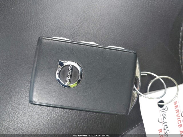 7JR102FK7LG043711 Volvo b4204t (mp)
