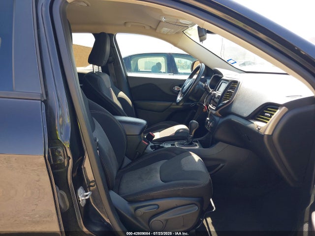 1C4PJLAB2FW657790 Jeep 2015