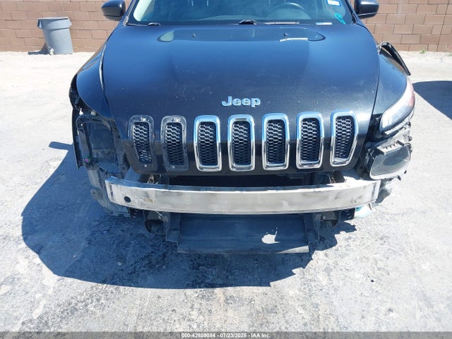 1C4PJLAB2FW657790 Jeep 2015