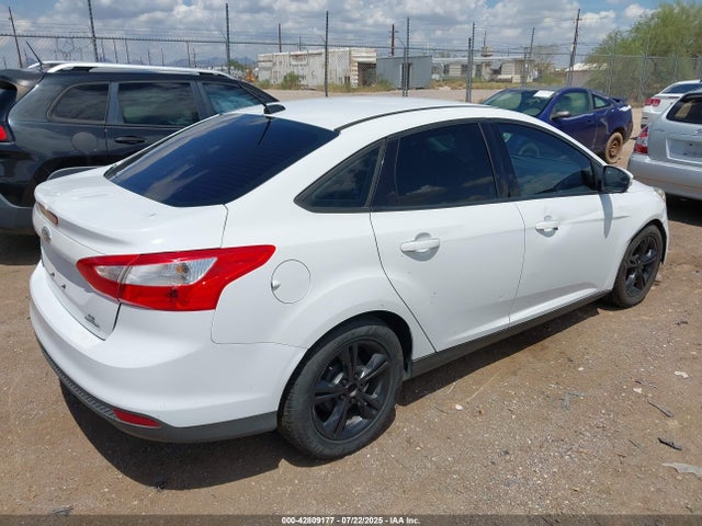 Ford 2014 2014 1FADP3F25EL145568 Image 4