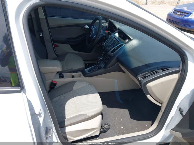 Ford 2014 2014 1FADP3F25EL145568 Image 5