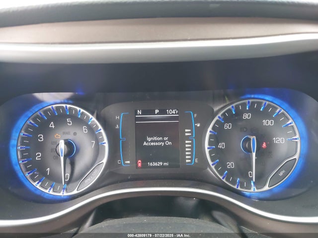 Chrysler 2017 2017 2C4RC1BGXHR822952 Image 7