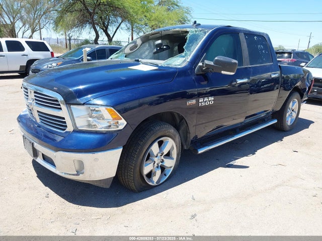 RAM 1500 2018 3C6RR6LT7JG194536 Image 2