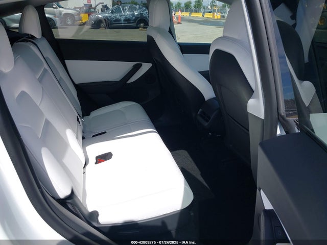 2022 TESLA MODEL Y 7SAYGAEE3NF405905 Photo 7