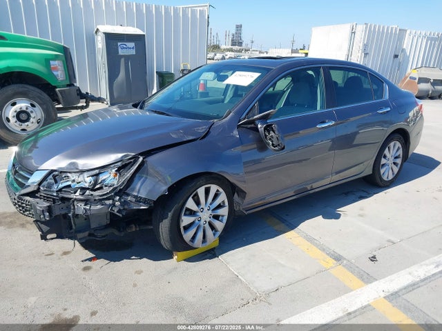 Honda k24w1 2014 1HGCR2F71EA011546 Image 2