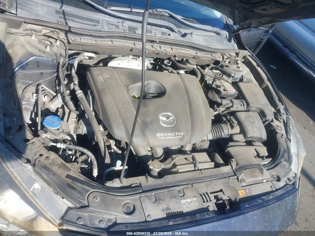 JM1BM1V78E1169581 Mazda pe