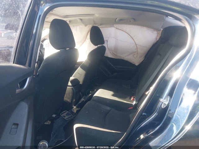 JM1BM1V78E1169581 Mazda pe