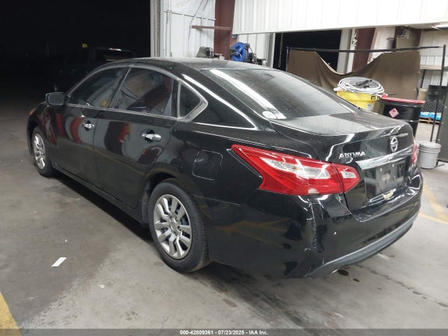 1N4AL3AP5HN357395 Nissan 2017